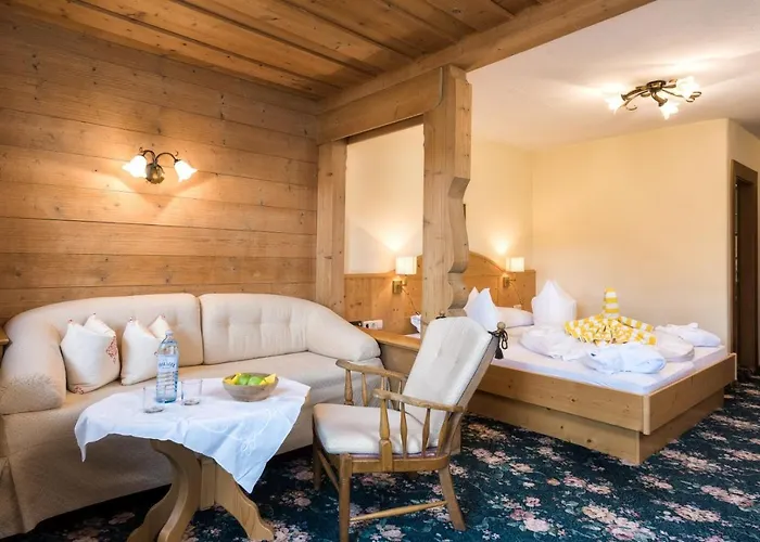 Adler Szálloda Serfaus